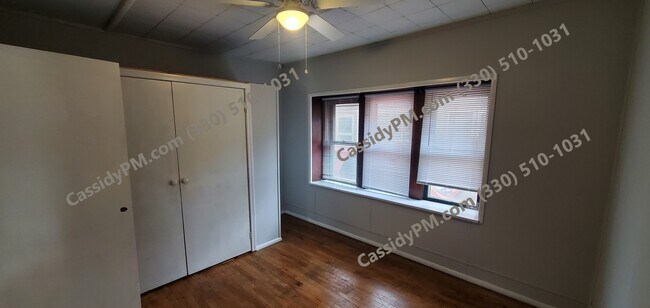 Foto del edificio - 1777 Marks Ave