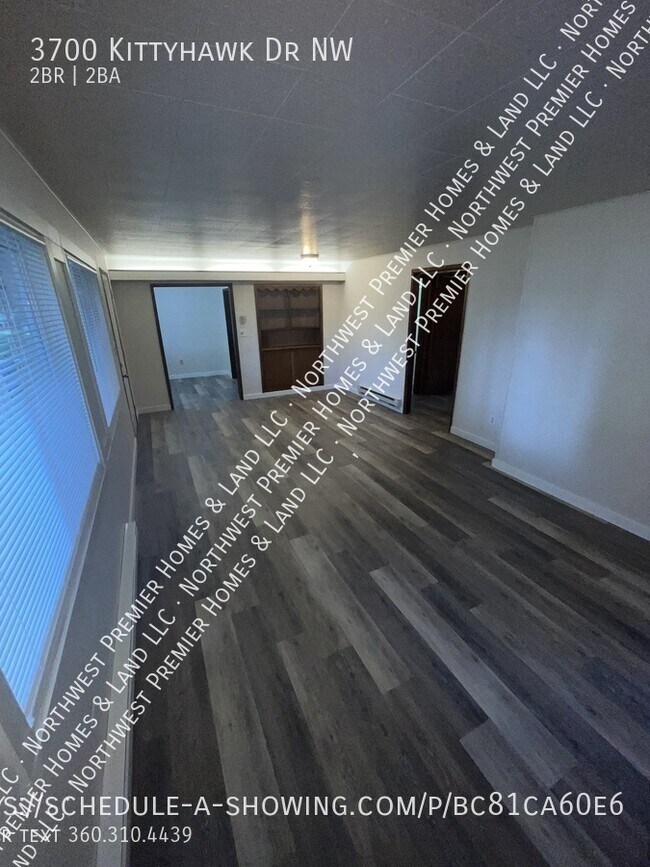 Foto del edificio - 3700 Kittyhawk Dr NW