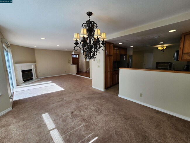 Foto del edificio - 617 S Blackbrush Ln
