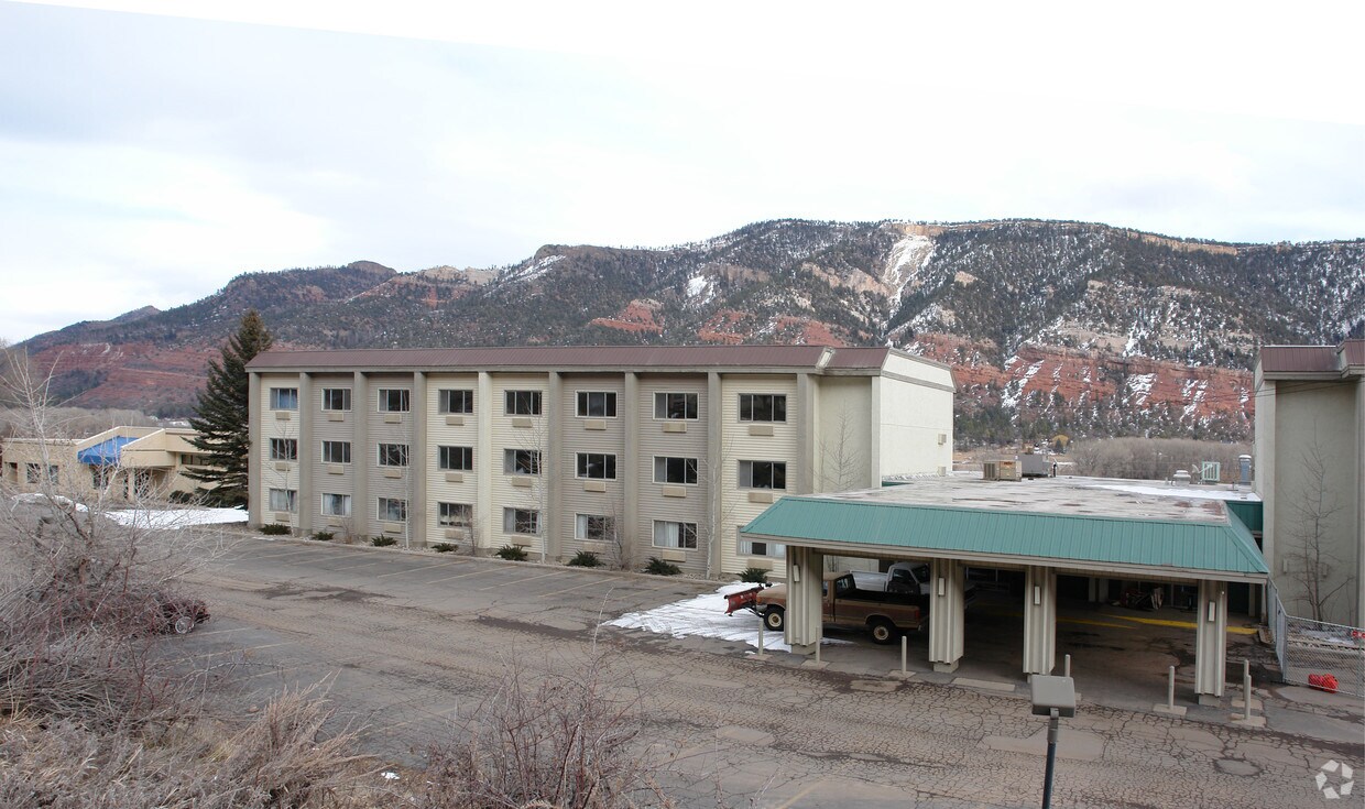 Building Photo - 1700 Cr-203