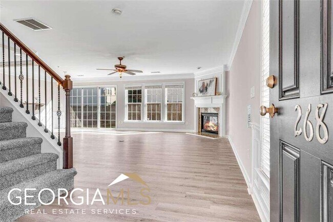 Building Photo - 268 Balaban Cir