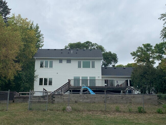 Building Photo - 5412 Mayview Rd