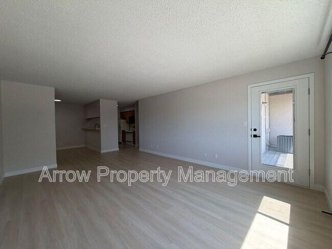 Foto del edificio - 2334 N 44th St