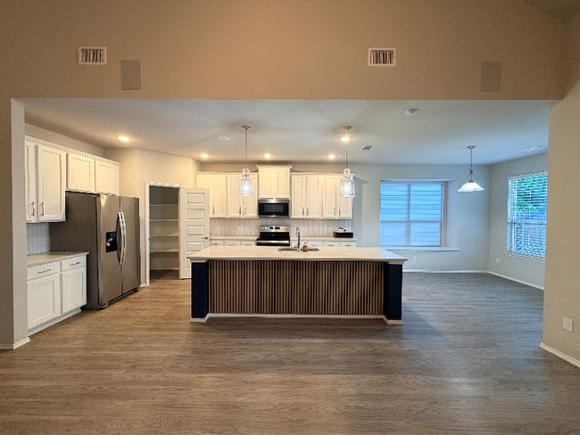 Building Photo - 3504 Harbour Mist Trail