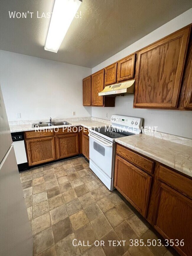 Building Photo - 4780 S 4800 W