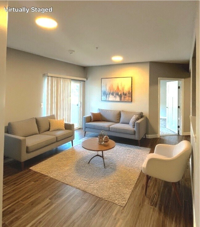 Foto del edificio - Copper Village Apartments