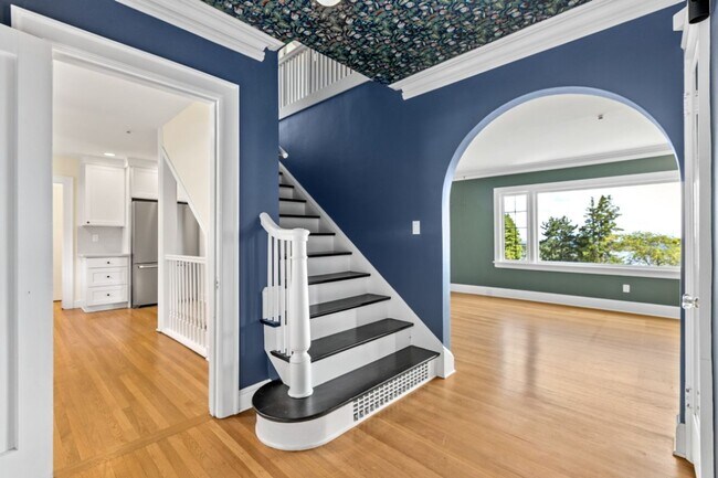 Foto del edificio - 4Bd/1.75Ba Seattle House