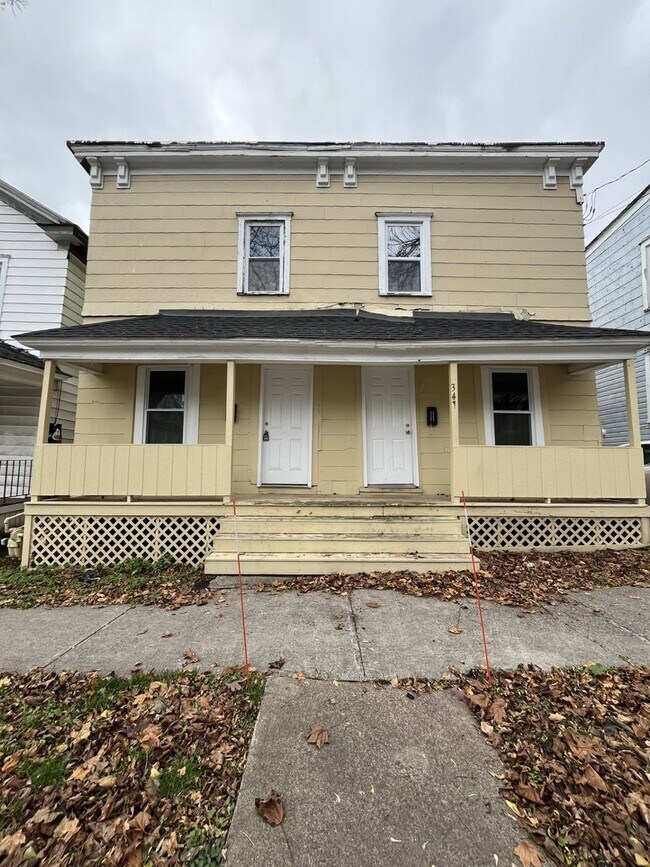 Building Photo - 347-349 N Beech St