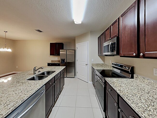 Building Photo - 14932 Flowing Gold Dr