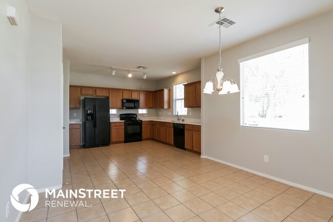 Building Photo - 3806 S 54th Glen
