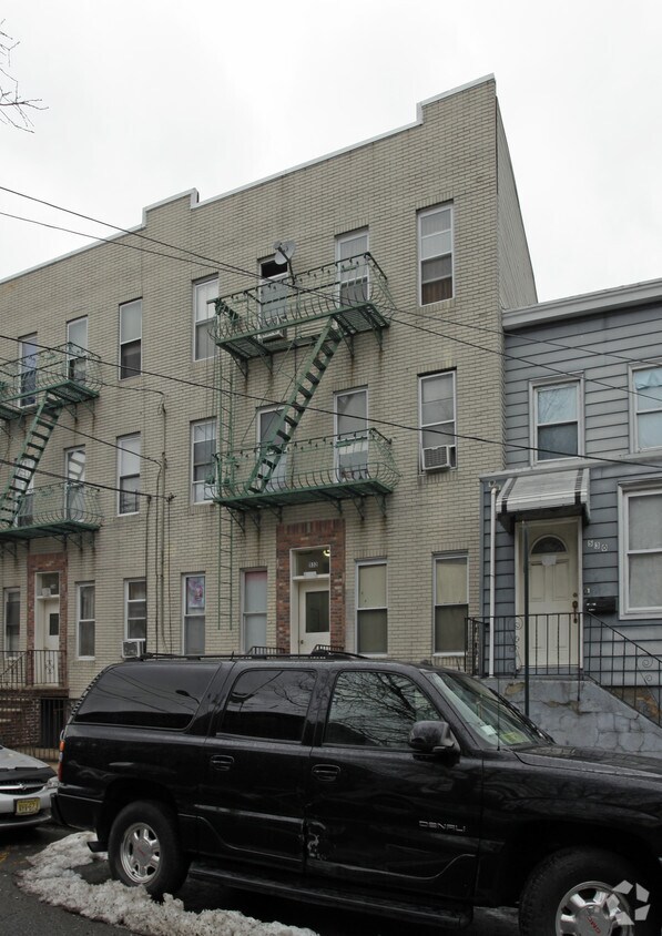 Foto del edificio - 532 29th St