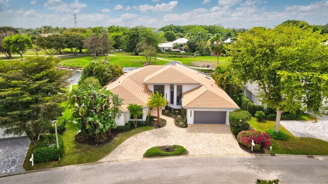 Foto del edificio - 11180 Isle Brook Ct