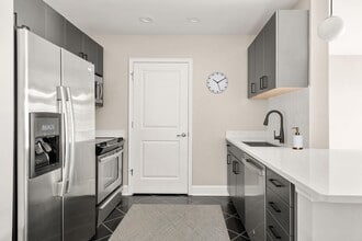 Building Photo - Bower Westside