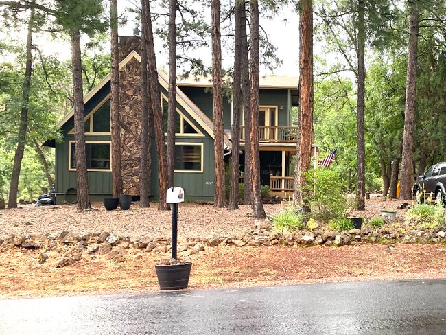 Building Photo - 3965 Bucking Horse Trail