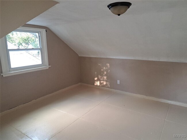 Building Photo - 6933 Berkridge Ct