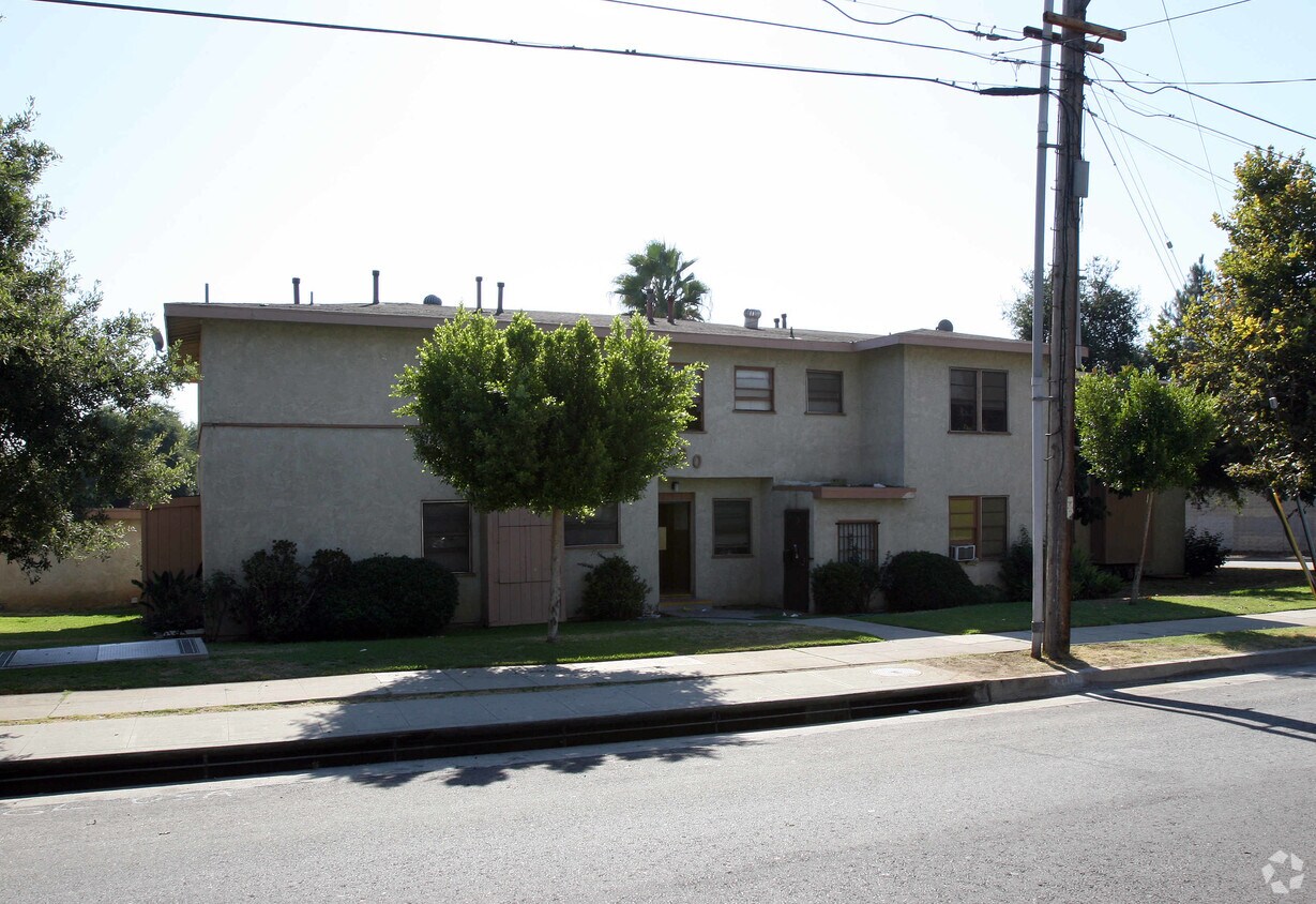 Building Photo - 439-443 N Holliston Ave