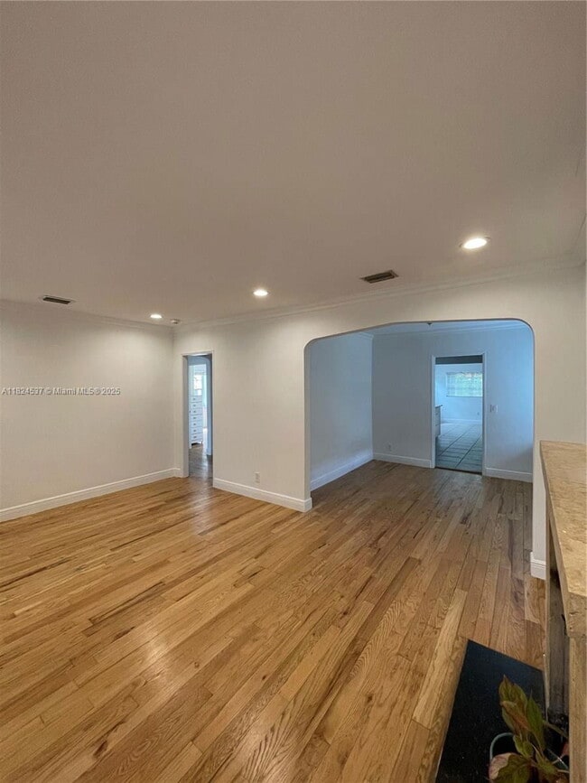 Building Photo - 2280 SW 20th St