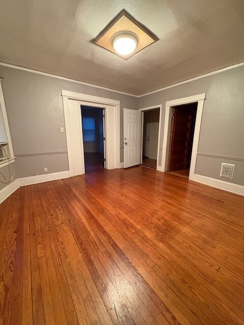 Foto del edificio - 315-317 Maplewood Ave