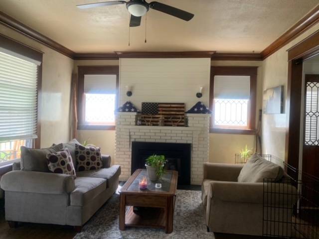 Primary Photo - 1165 Waverly Pl
