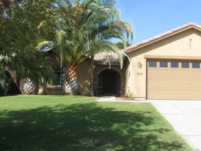 Building Photo - 12120 Stonington St