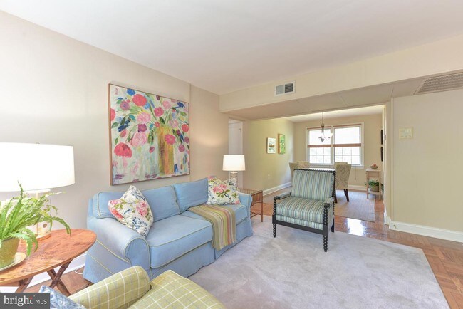 Foto del edificio - 1304 Belle View Blvd