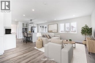 Building Photo - 665 Ridge Rd W