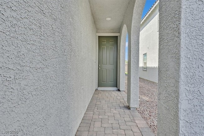 Building Photo - 7016 Bard Ave