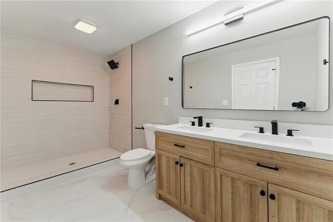 Foto del edificio - 10 Cochran Rd SE