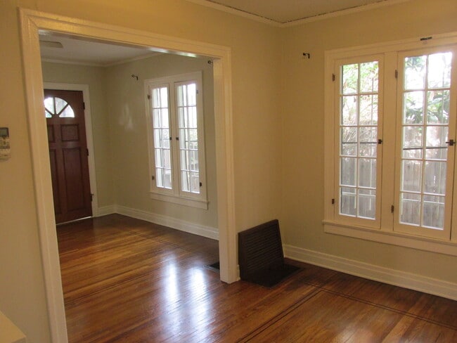 Dining room/office looking toward front - 502 N Vista St