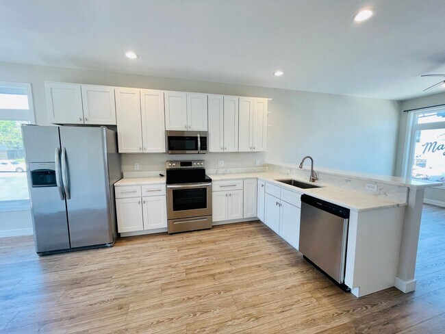 Foto del edificio - Modern Downtown Townhouse for Rent