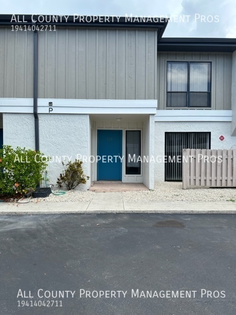 Primary Photo - Spacious/Brand New Flooring/Awesome Amenit...