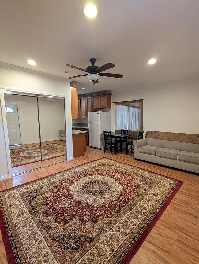 Foto del edificio - 12640 Bessemer St