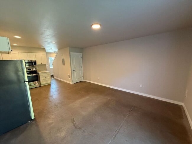 Foto del edificio - 2901 Waverly Dr SE