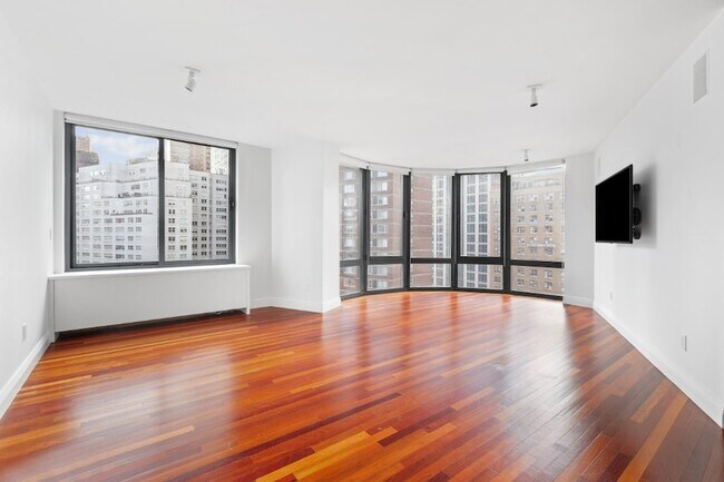 Foto del edificio - 155 W 70th St