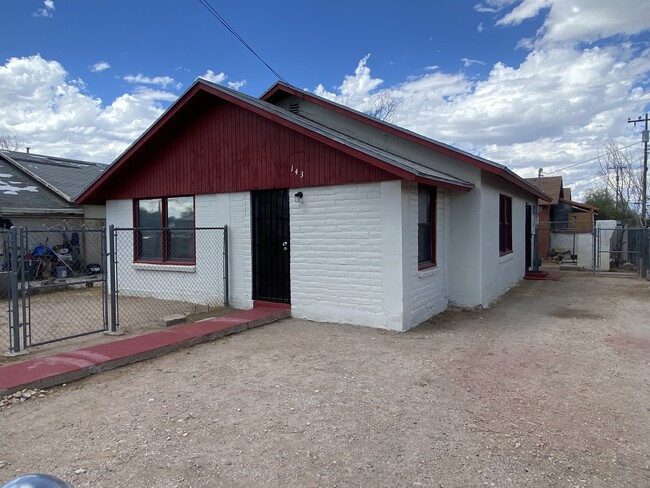 Building Photo - 143 E District St