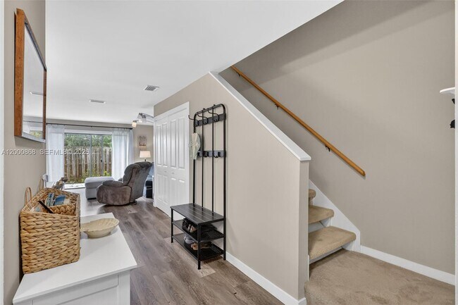 Foto del edificio - 9425 S Ocean Dr