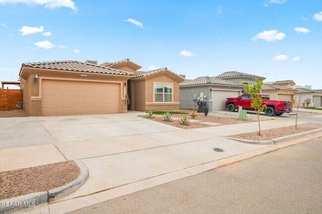 Foto del edificio - 13956 Garforth Ave