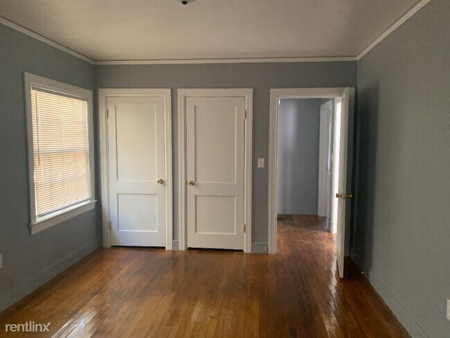 Building Photo - 2 br, 1 bath House - 136 N Sunset Ter