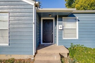 Building Photo - 2305 Bonnie Brae Ave