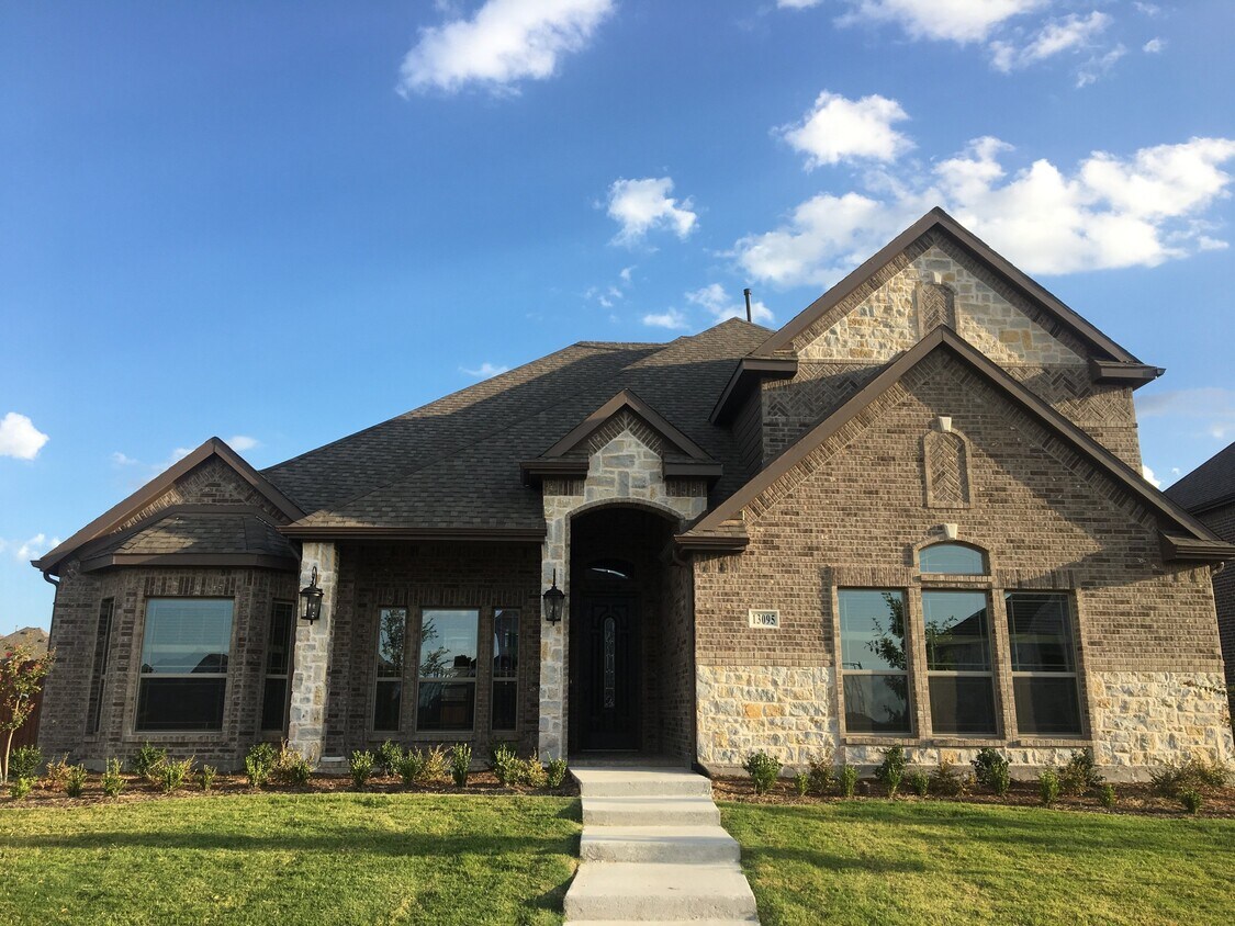 Primary Photo - 13095 Platt Dr