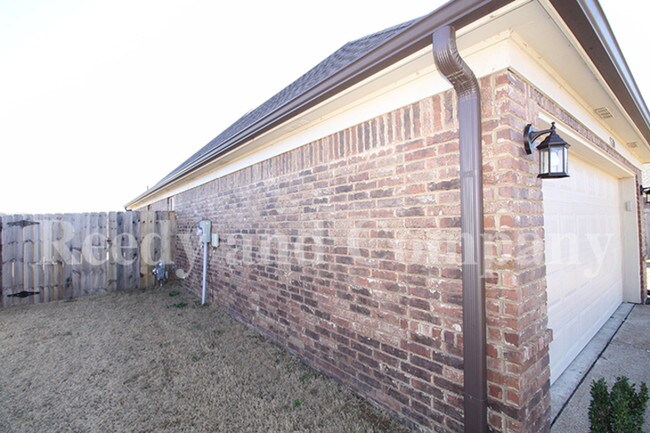 Building Photo - 5524 Mallard Pond Cv