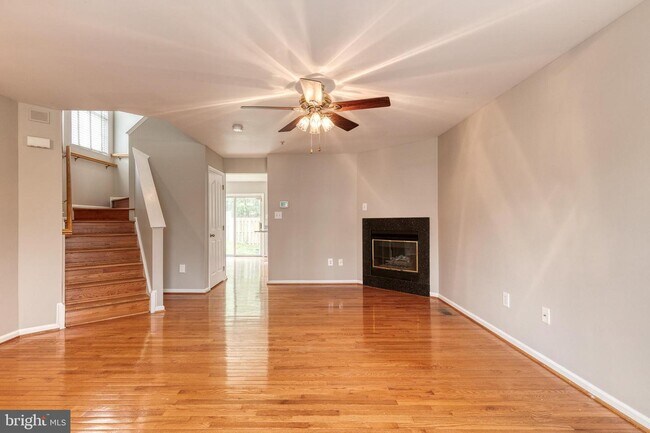 Building Photo - 2 Amberlady Ct
