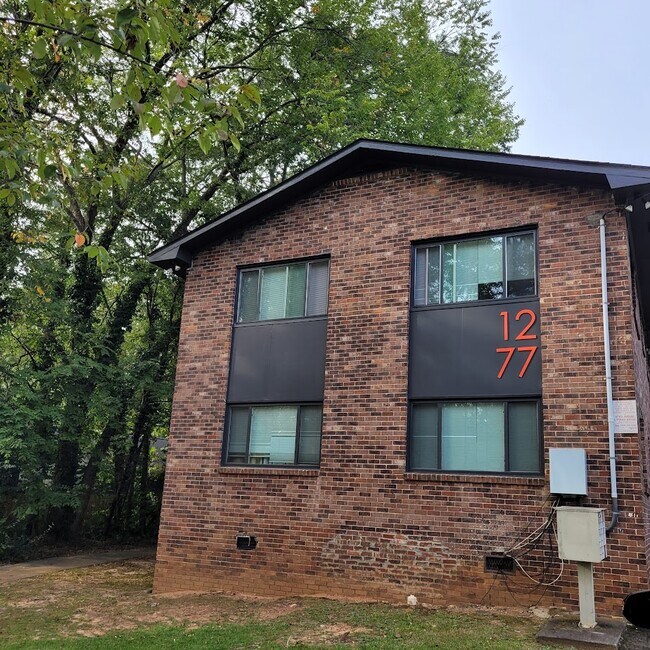 Foto del edificio - 1277 Greenwich Street Southwest