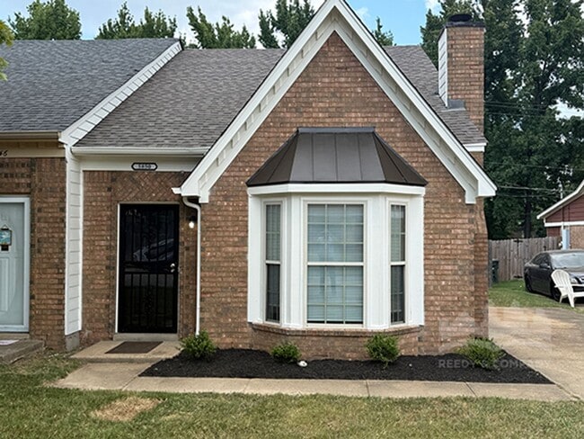 Building Photo - 5850 Grassy Valley Dr
