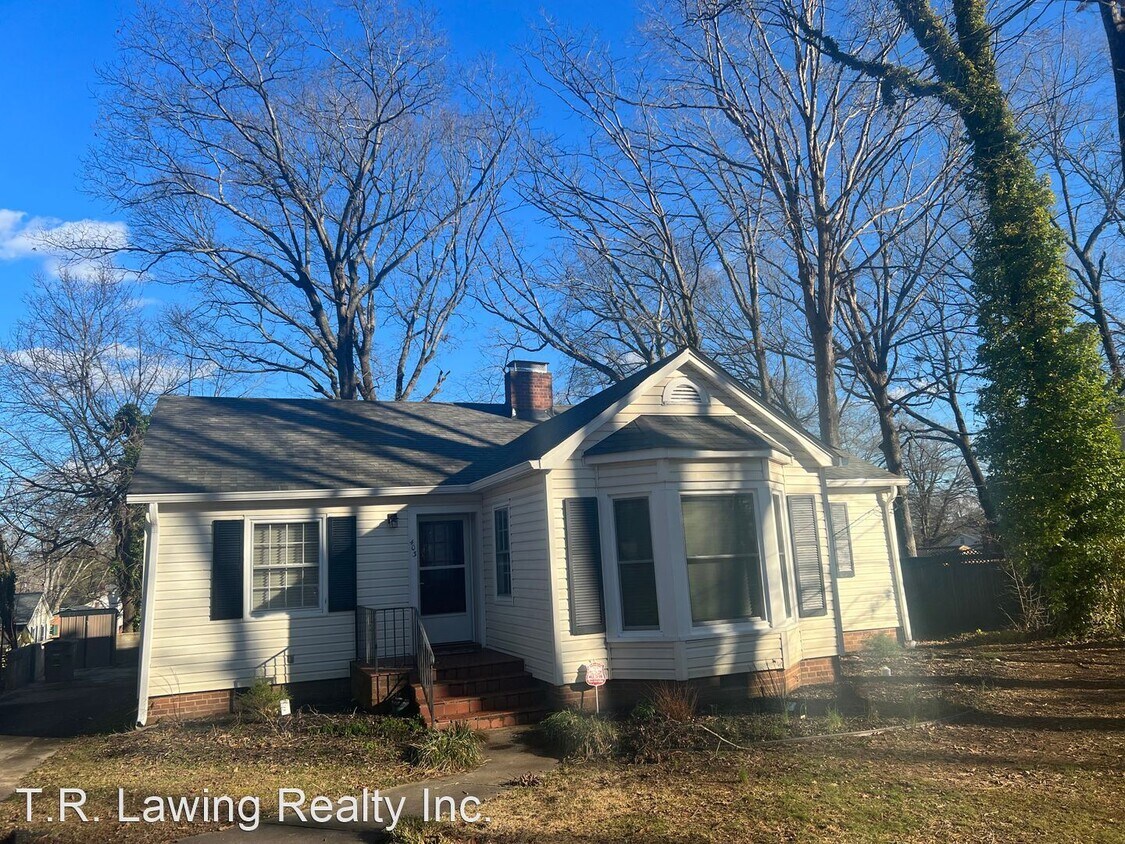 3 br, 1.5 bath House 403 Woodside Drive House Rental in Shelby, NC