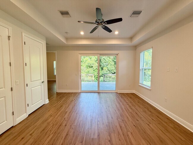 Foto del edificio - Gorgeous, Modern 2/2 Duplex in Orange City!