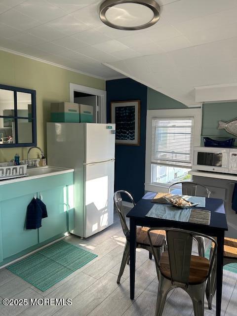 Building Photo - 65 Mt Hermon Way