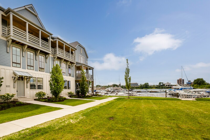 Primary Photo - 176 Mariners Cove