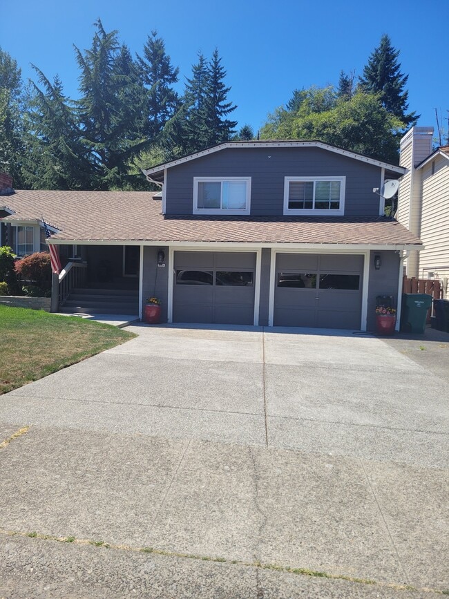 Building Photo - 32215 8th Ave SW