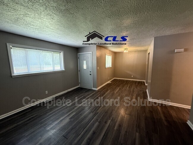 Foto del edificio - 2906 E Haythorne Ave